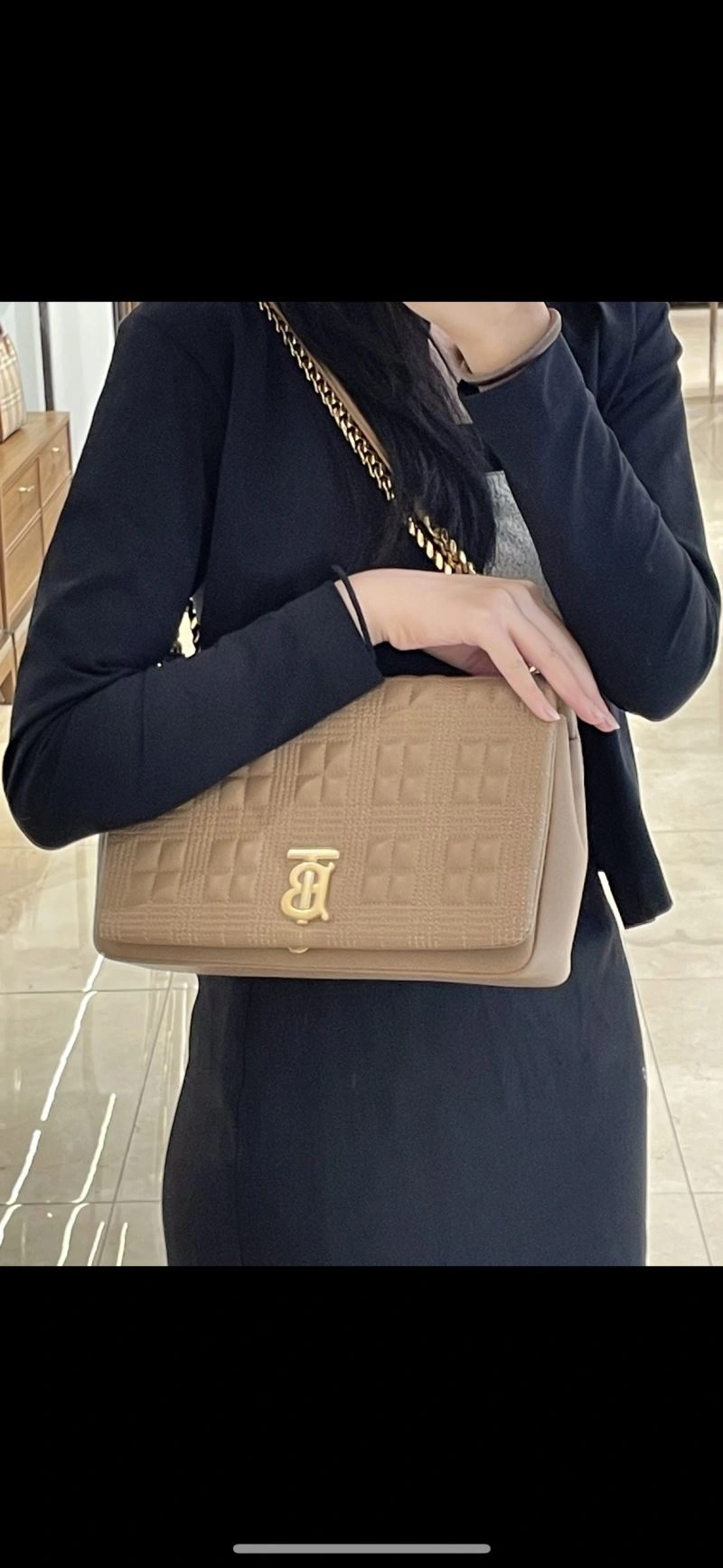 Minimalist Burberry Satchel Bags 64580