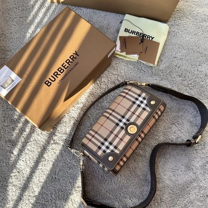 Minimalist Burberry Satchel Bags 64565