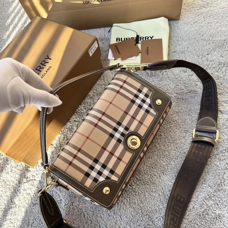 Minimalist Burberry Satchel Bags 64565