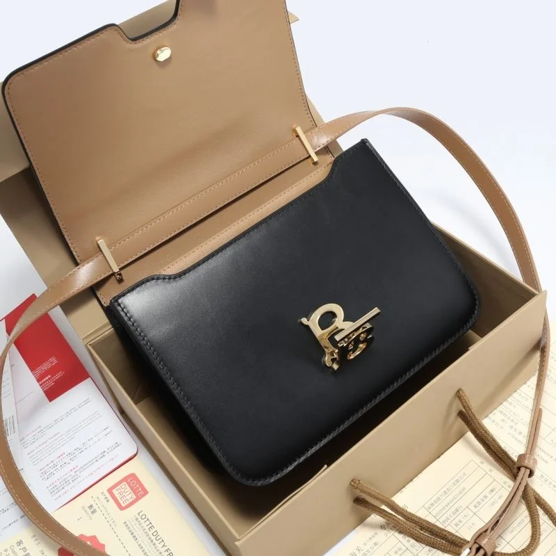 Burberry Satchel Bags Chic 51722