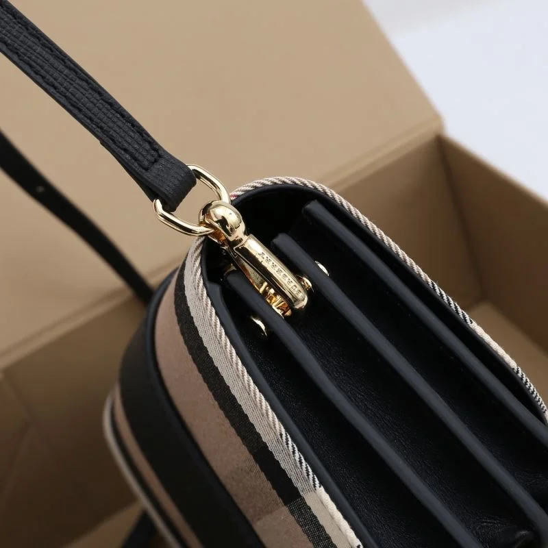 Burberry Satchel Bags Breathable 51703