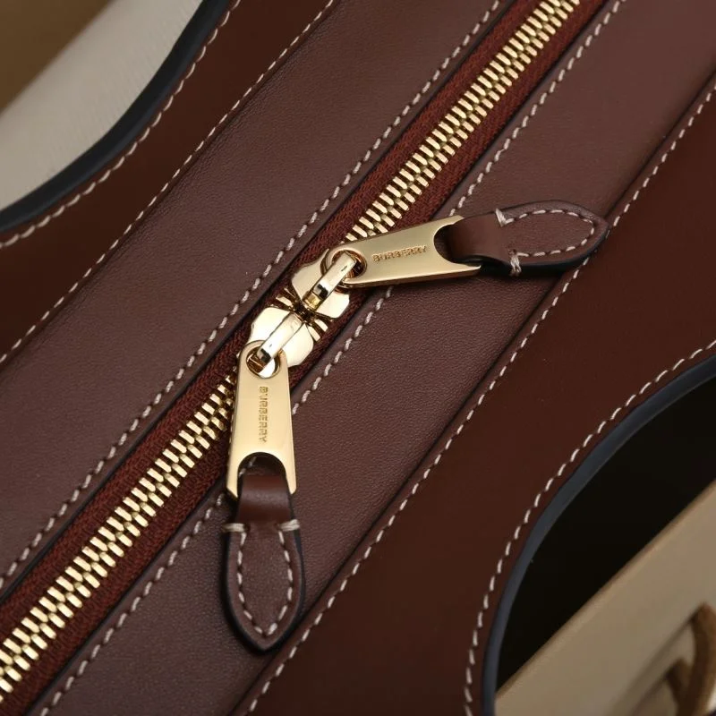 Minimalist Burberry Satchel Bags 38063