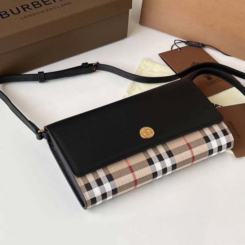 Fashionable Burberry Satchel Bags 38069