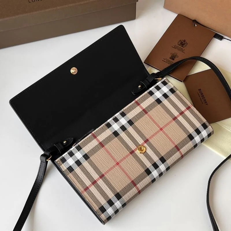 Fashionable Burberry Satchel Bags 38069