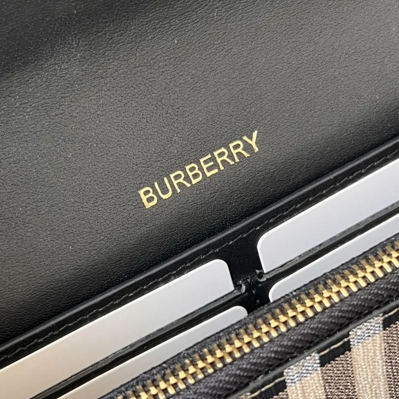 Fashionable Burberry Satchel Bags 38069