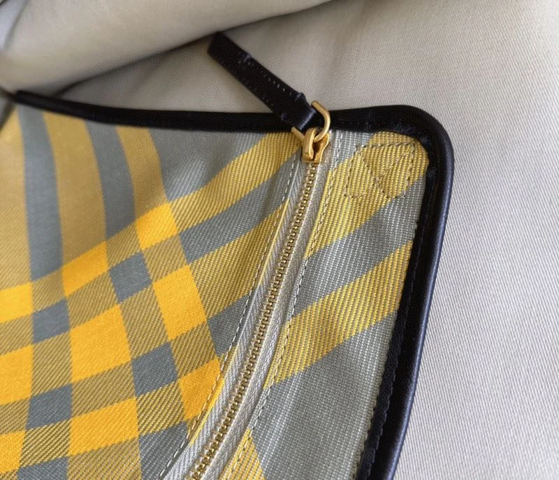 Burberry Satchel Bags Durable 38050