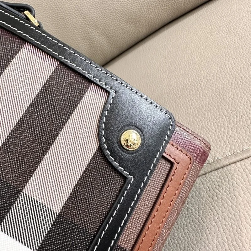 Lightweight Burberry Satchel Bags 38041