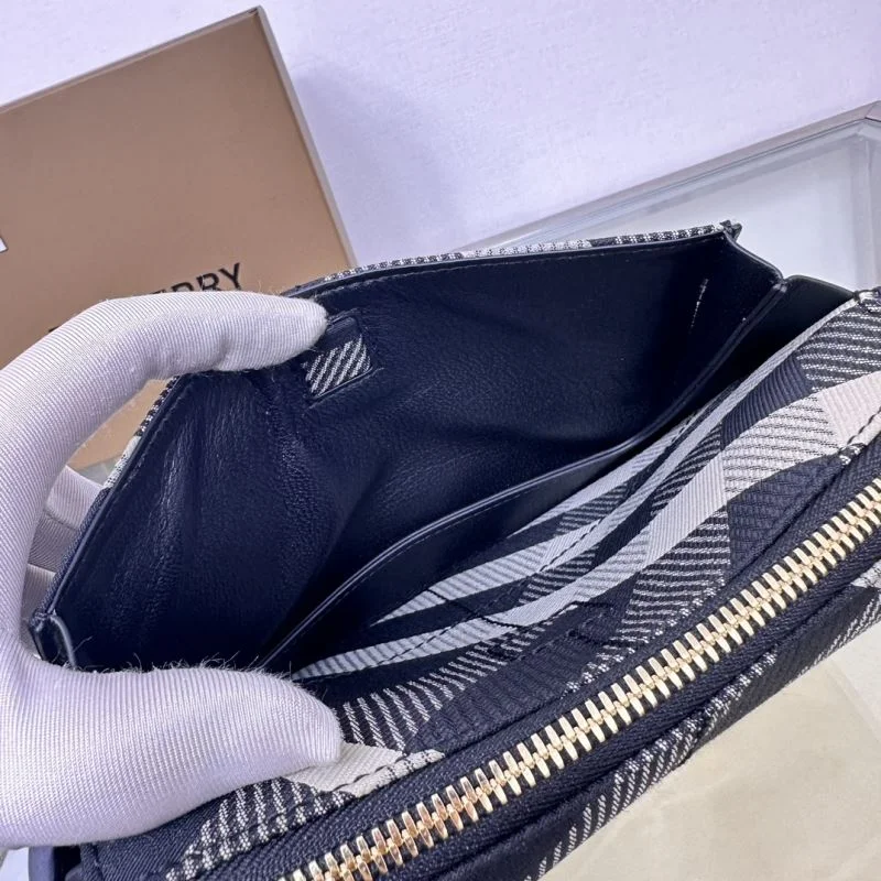 Burberry Satchel Bags Attractive 38024