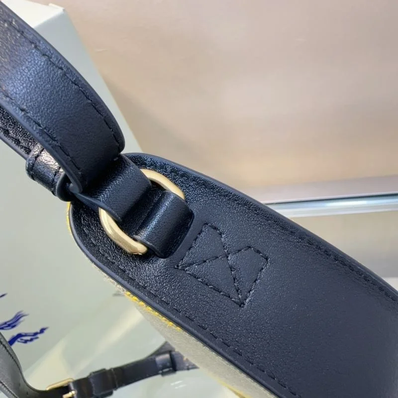 GoAnywhere Burberry Satchel Bags 38007