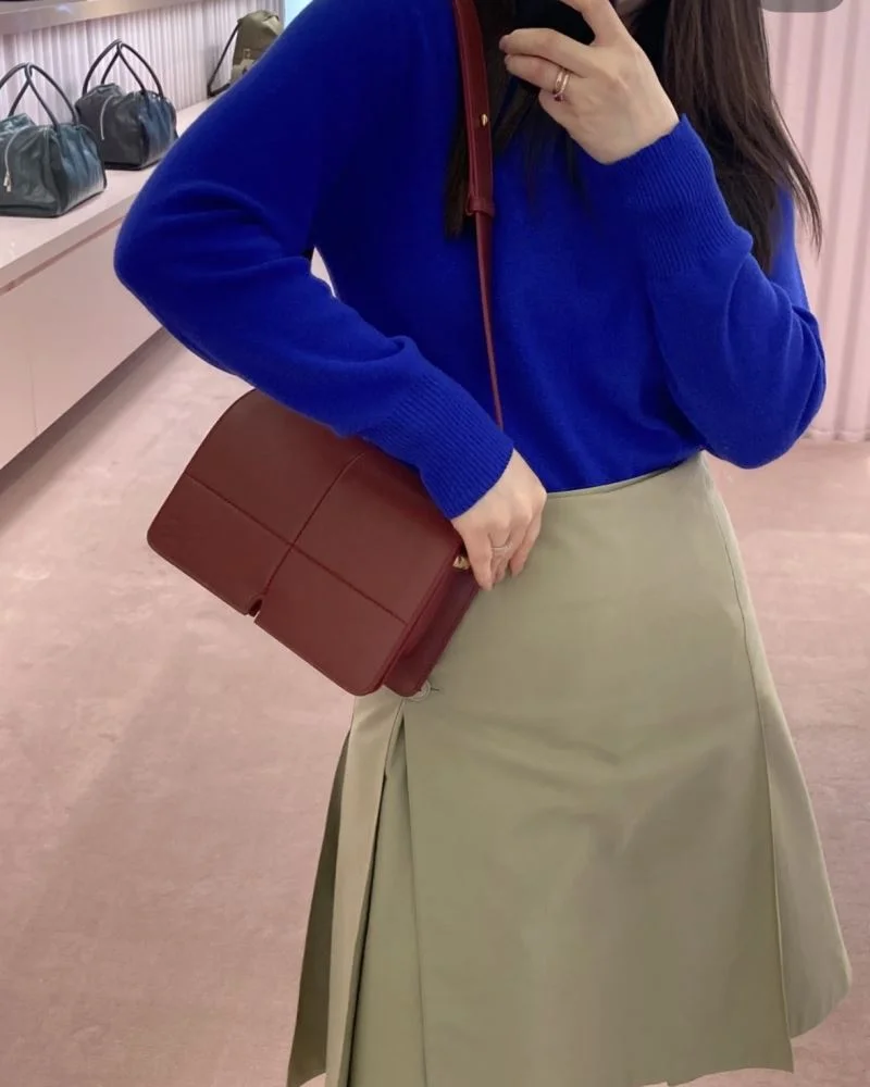 Burberry Satchel Bags Unisex 37998