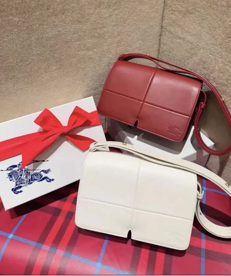 Burberry Satchel Bags Unisex 37998