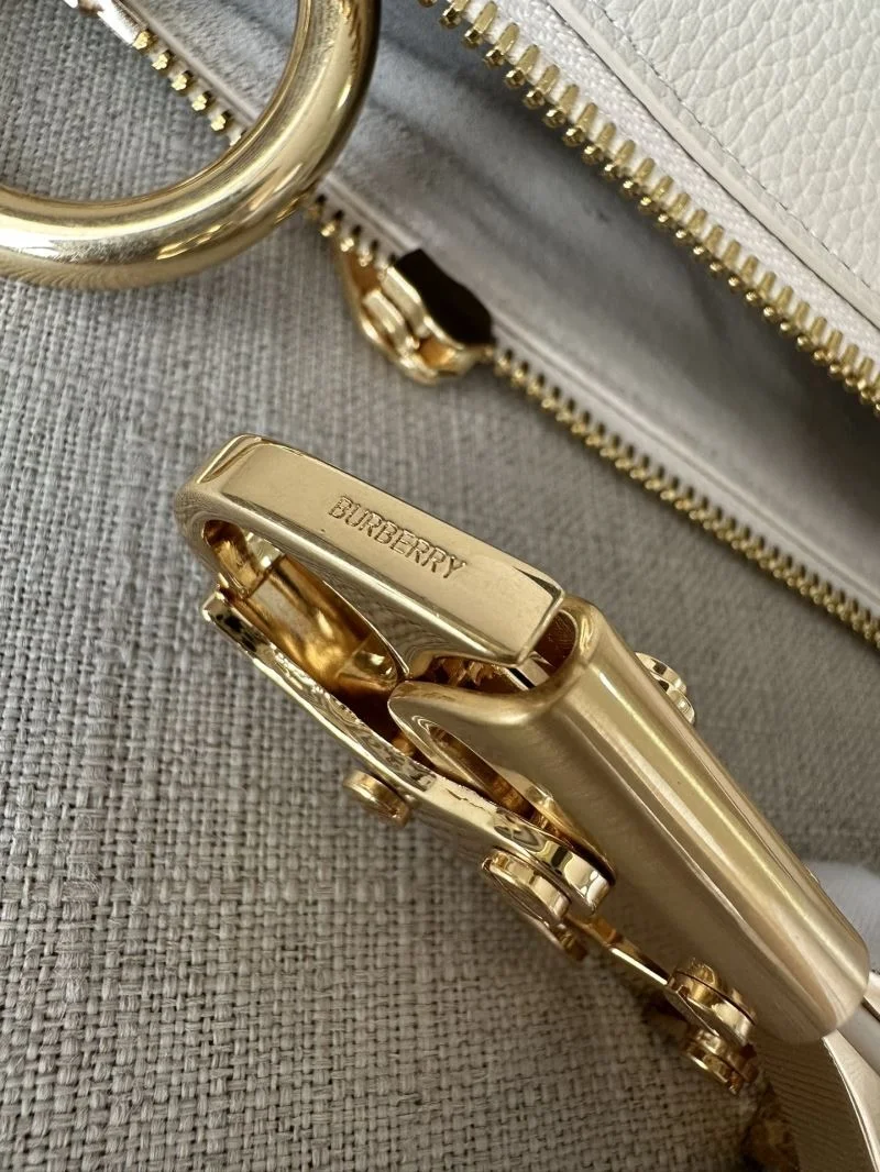 Burberry Satchel Bags Breathable 37992