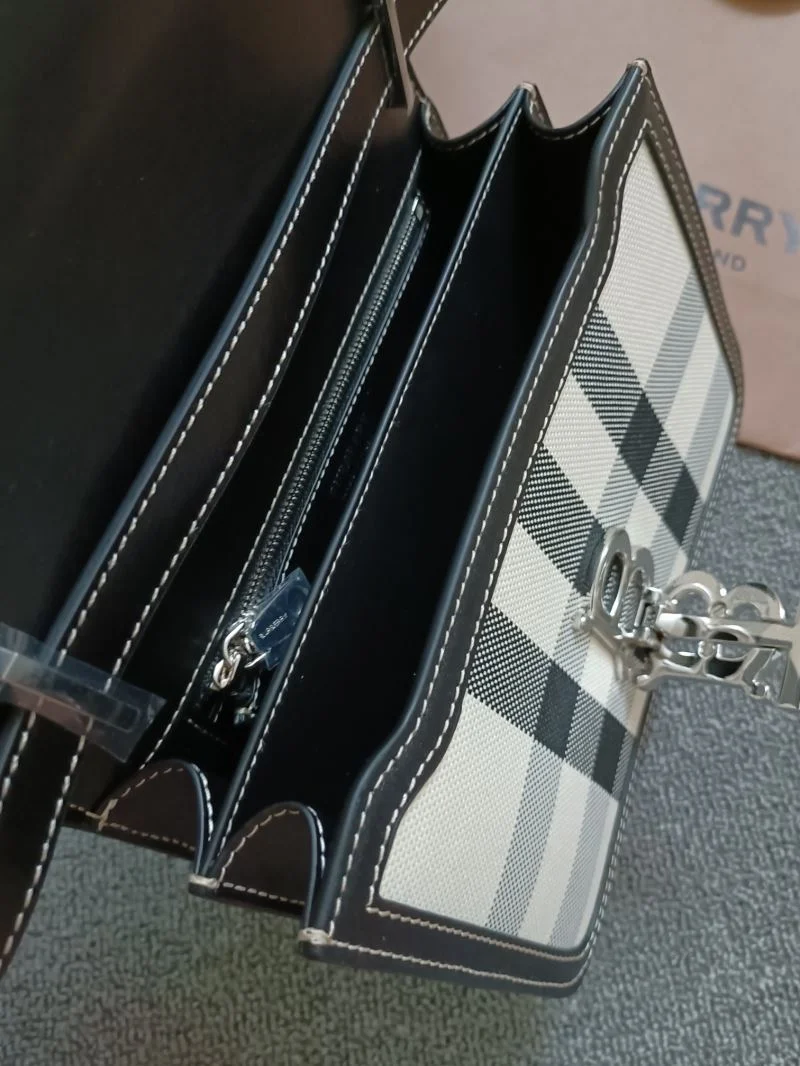 Youthful Burberry Satchel Bags 37958