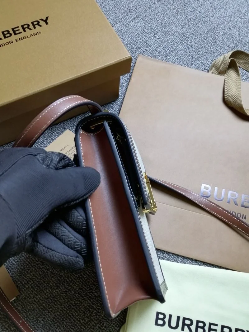 Burberry Satchel Bags FastDry 37943
