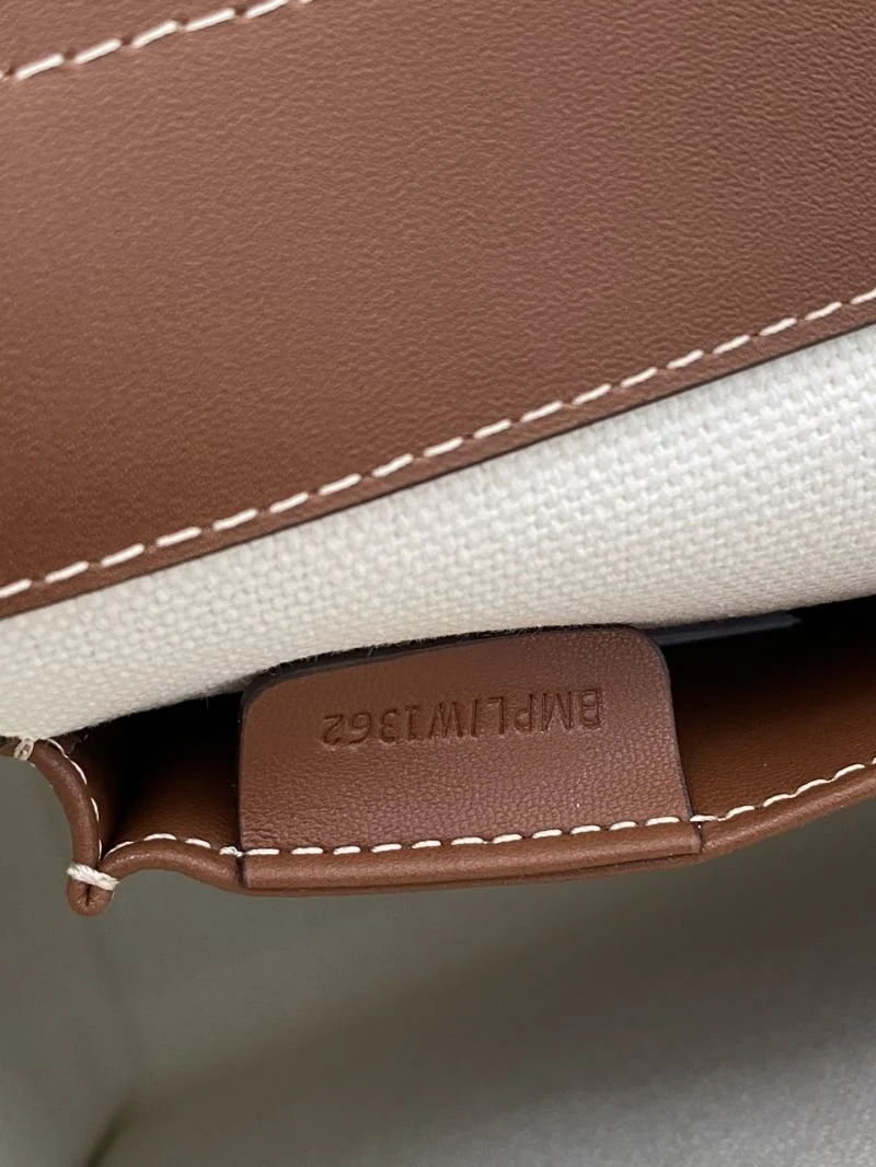 SmoothTexture Burberry Satchel Bags 37929