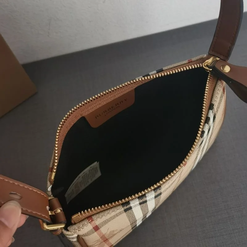 Burberry Satchel Bags FreshLook 37922