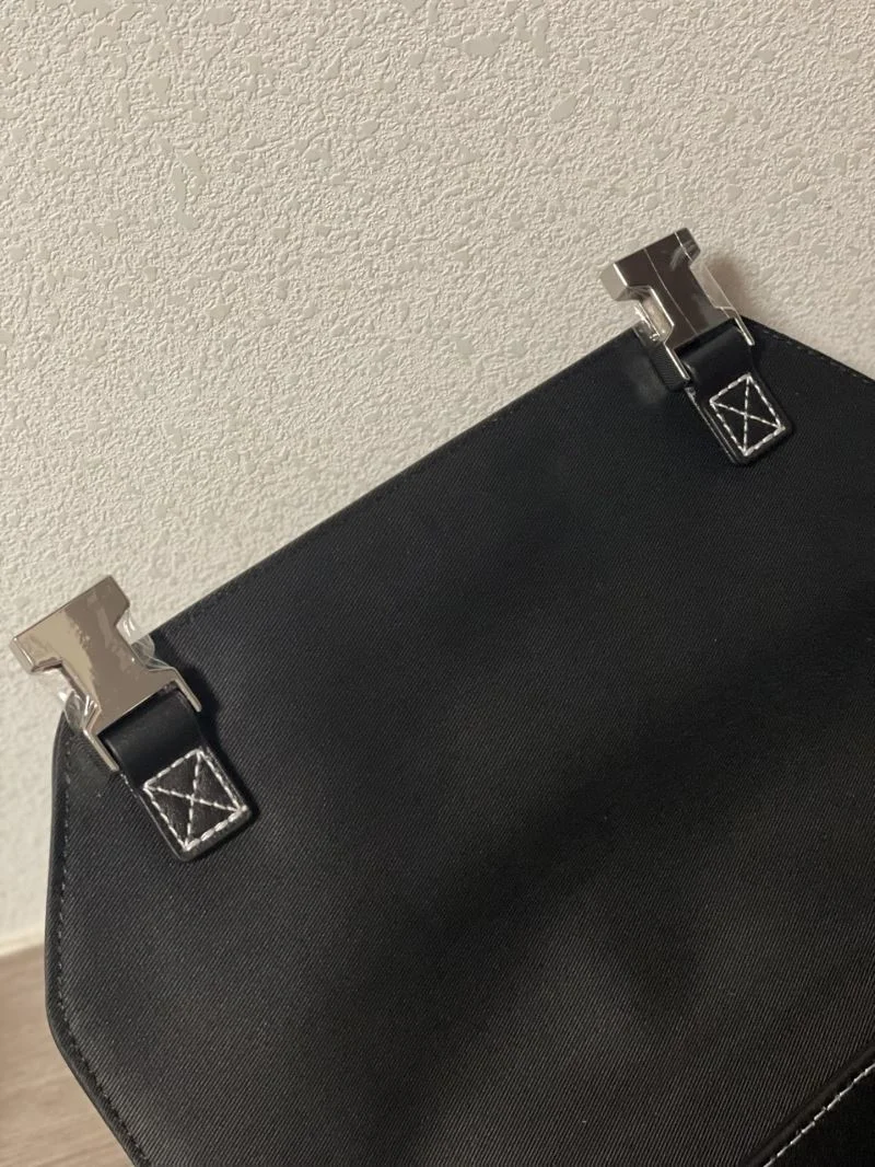 Burberry Satchel Bags Refined 37925