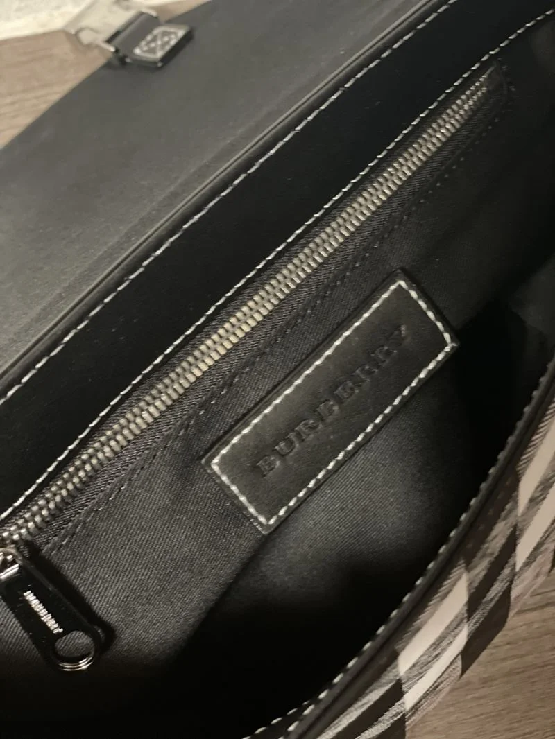 Burberry Satchel Bags Refined 37925
