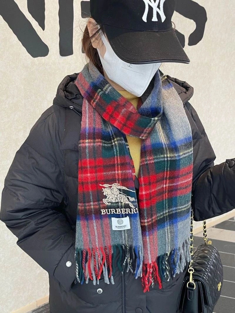 Burberry Scarf EasyMatch 271381