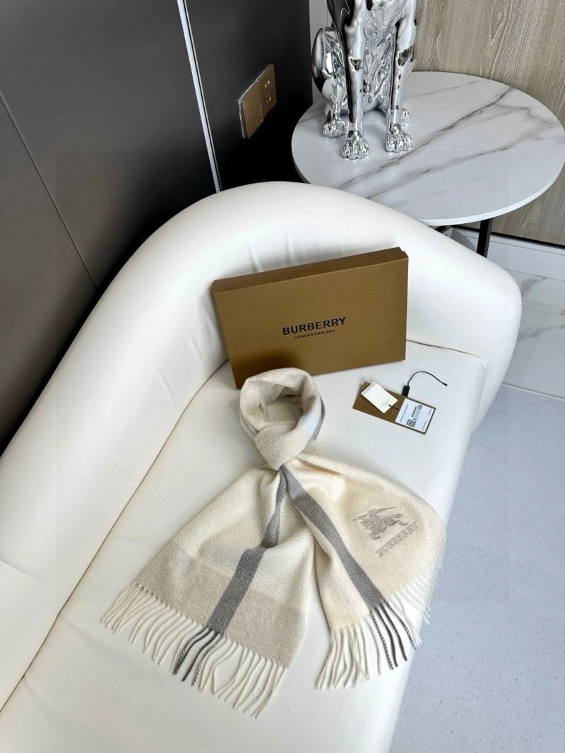 Burberry Scarf ZipUp 271377
