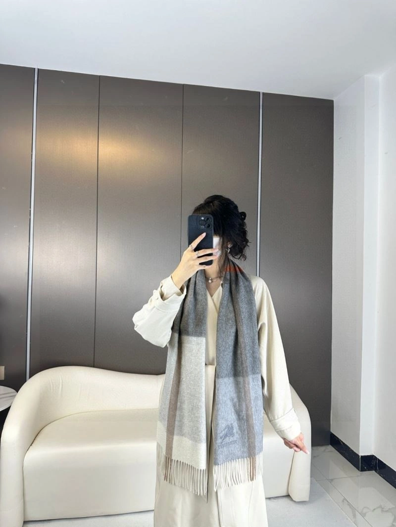 Burberry Scarf WeatherProof 271375