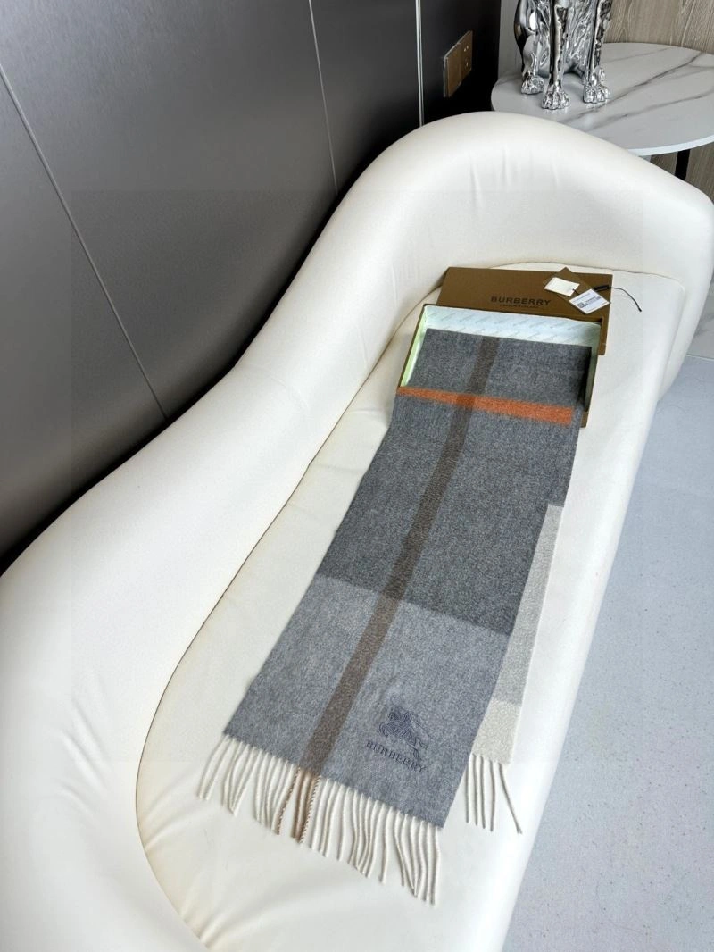 Burberry Scarf WeatherProof 271375