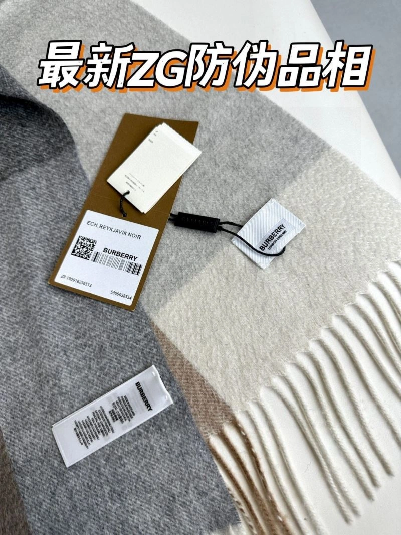 Burberry Scarf WeatherProof 271375