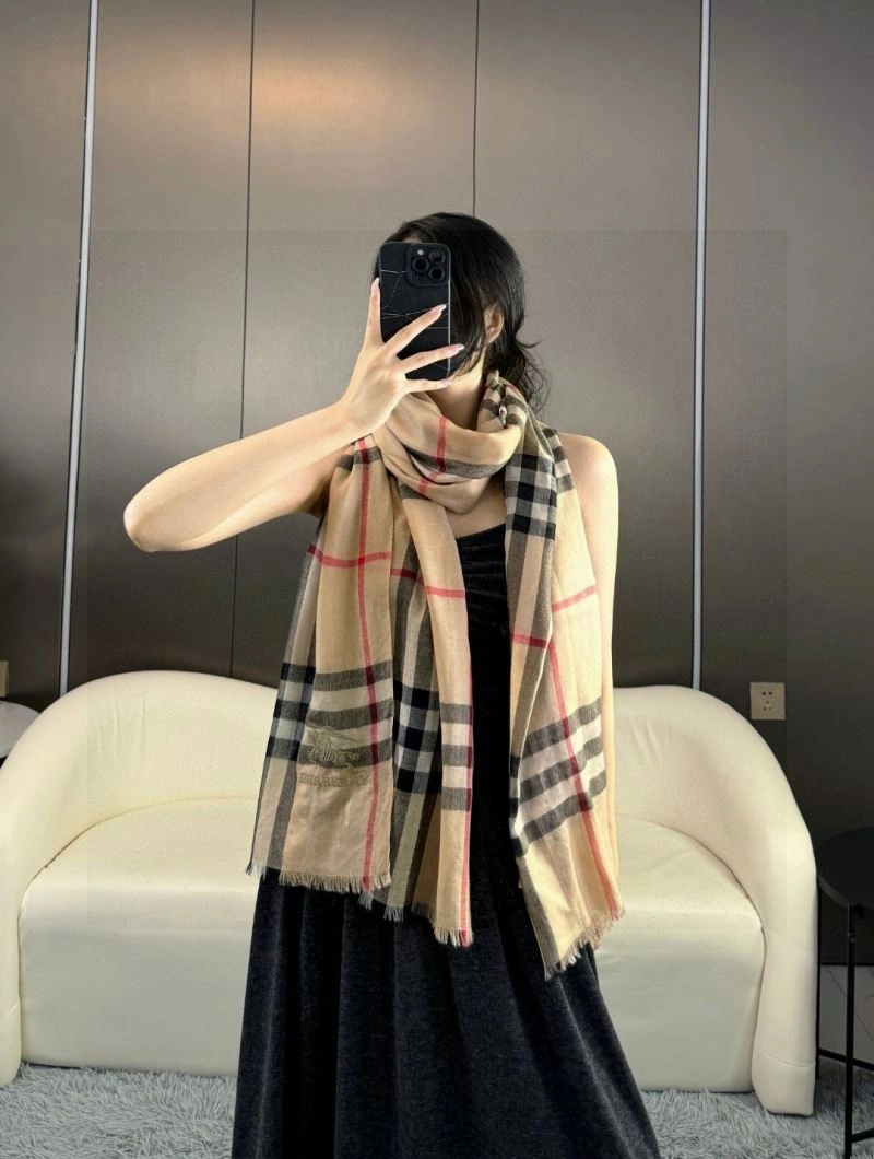 Cozy Burberry Scarf 271364