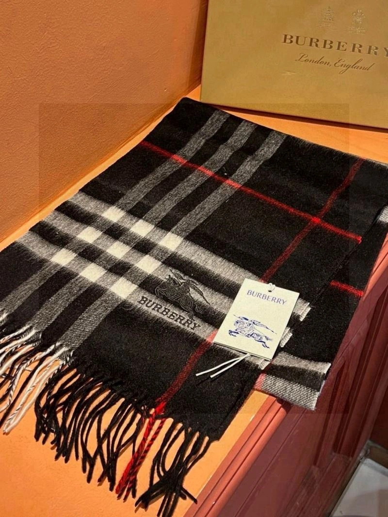 Burberry Scarf Compact 271348