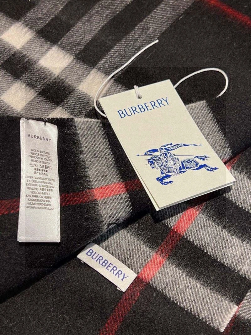 Burberry Scarf Compact 271348