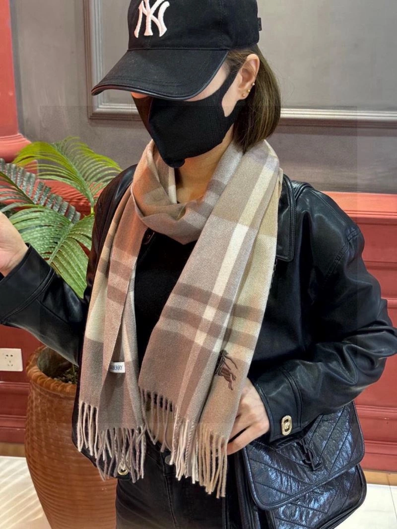 Unique Burberry Scarf 271329