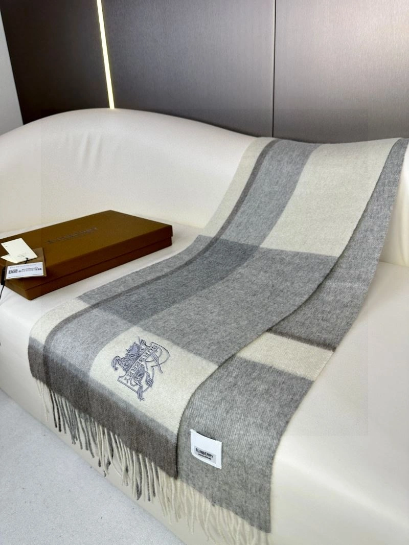 Timeless Burberry Scarf 271324