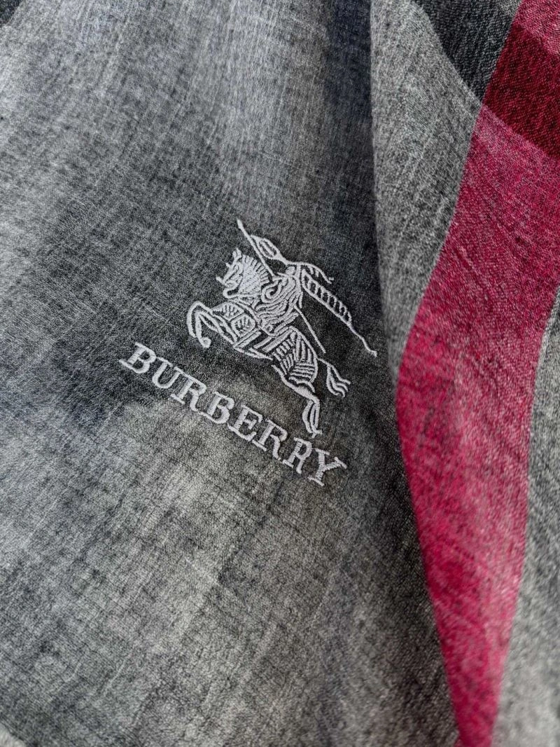 Burberry Scarf Refined 271313