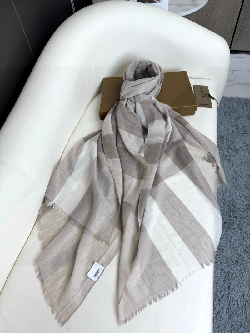 HighPerformance Burberry Scarf 271292