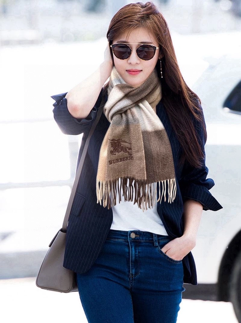 Burberry Scarf Original 271284
