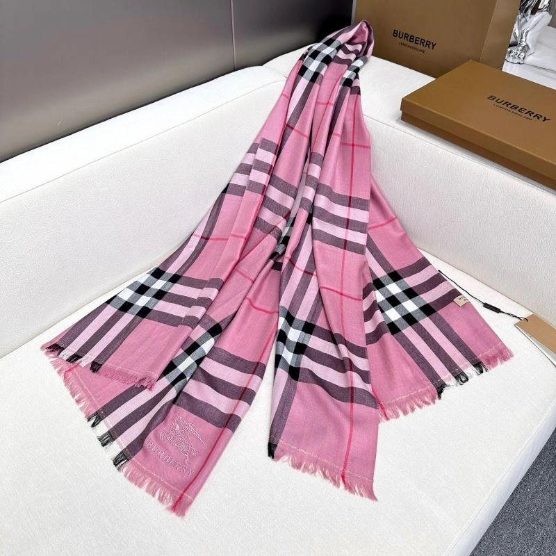 Burberry Scarf EyeCatching 272018