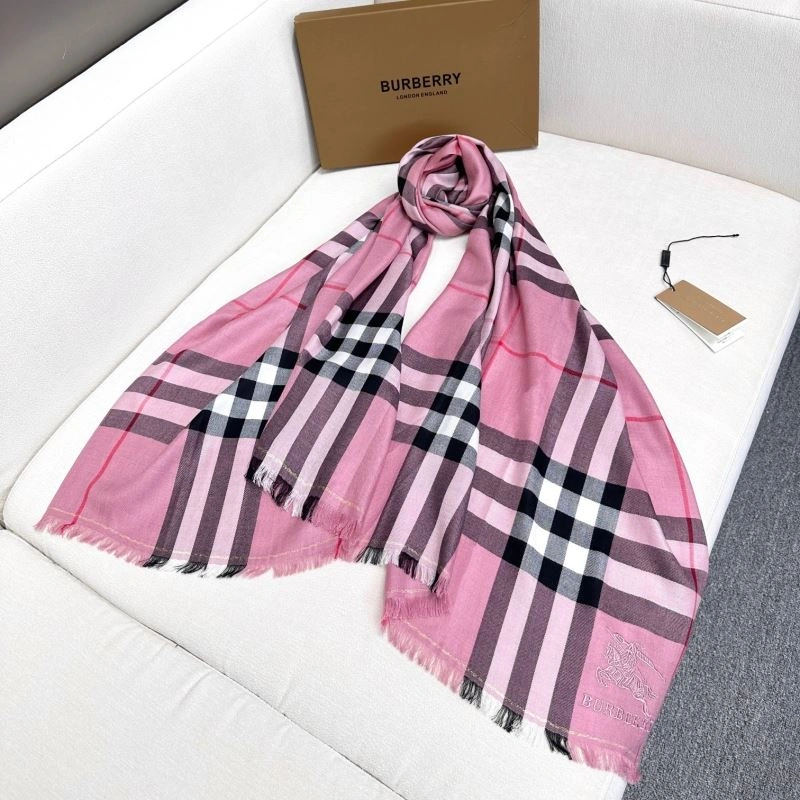 Burberry Scarf EyeCatching 272018