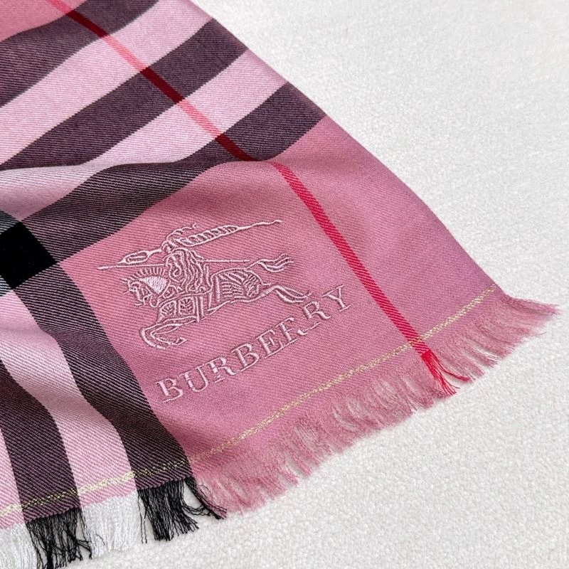 Burberry Scarf EyeCatching 272018