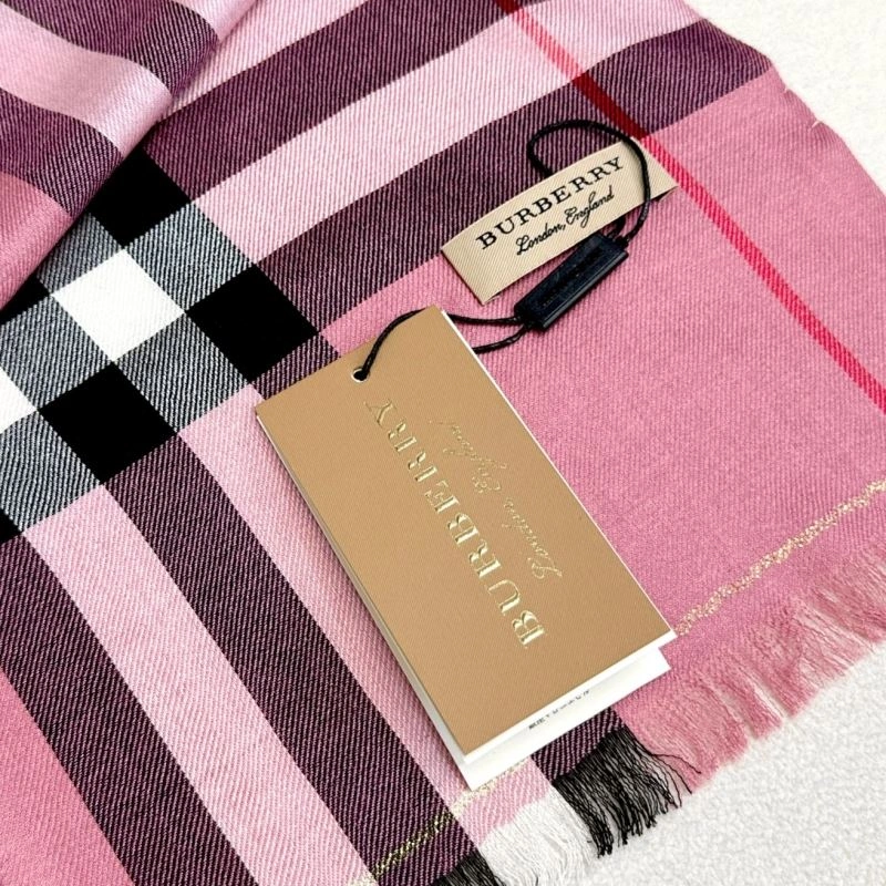 Burberry Scarf EyeCatching 272018