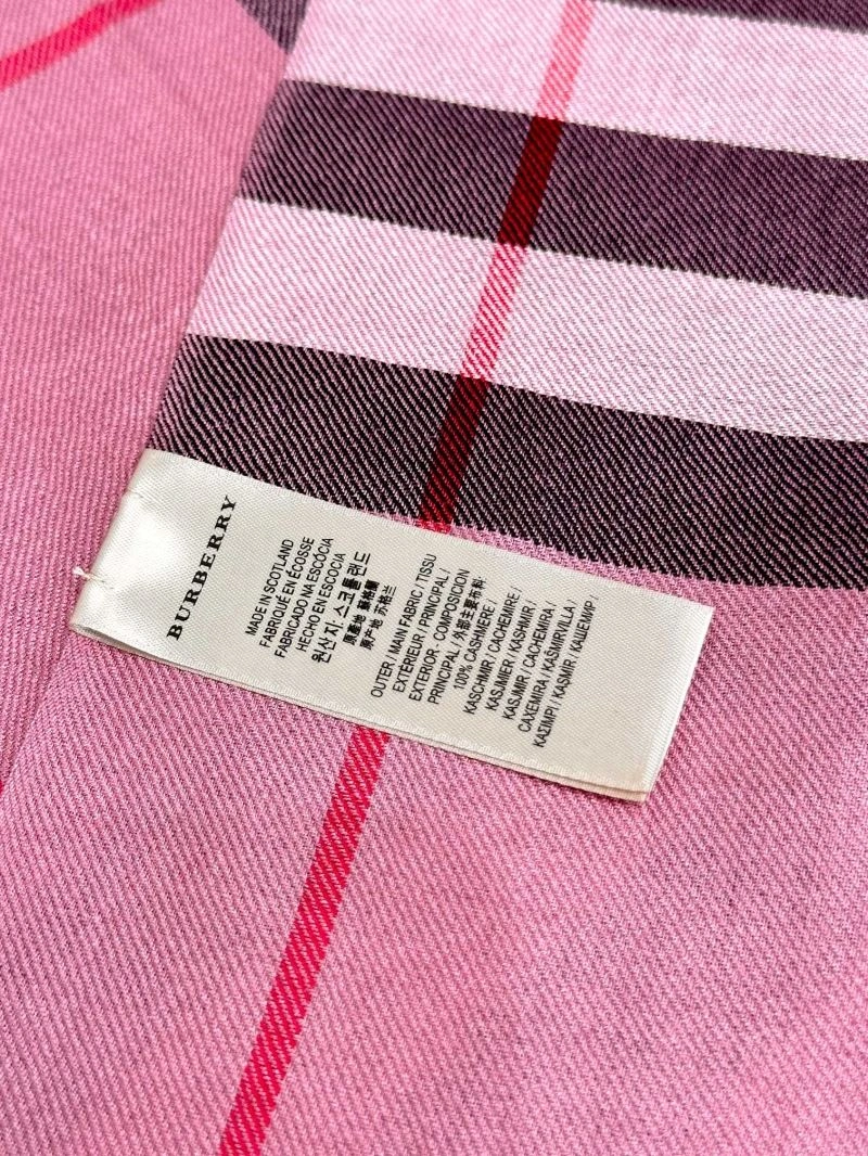 Burberry Scarf EyeCatching 272018