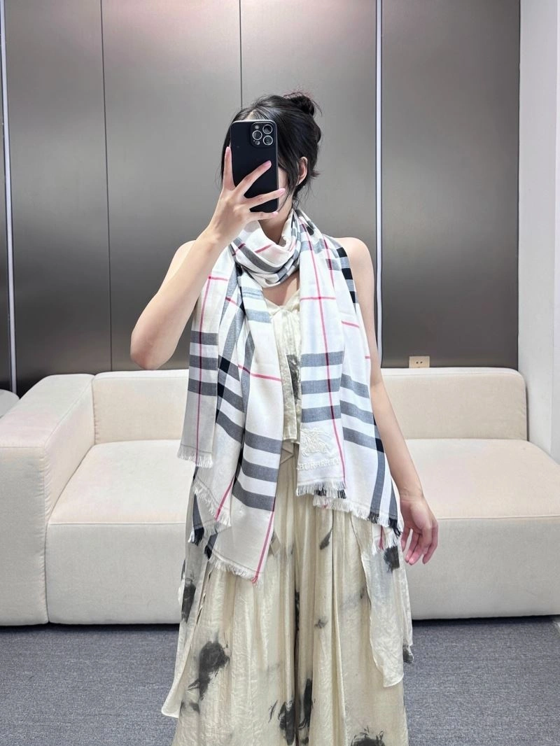 Stylish Burberry Scarf 272006