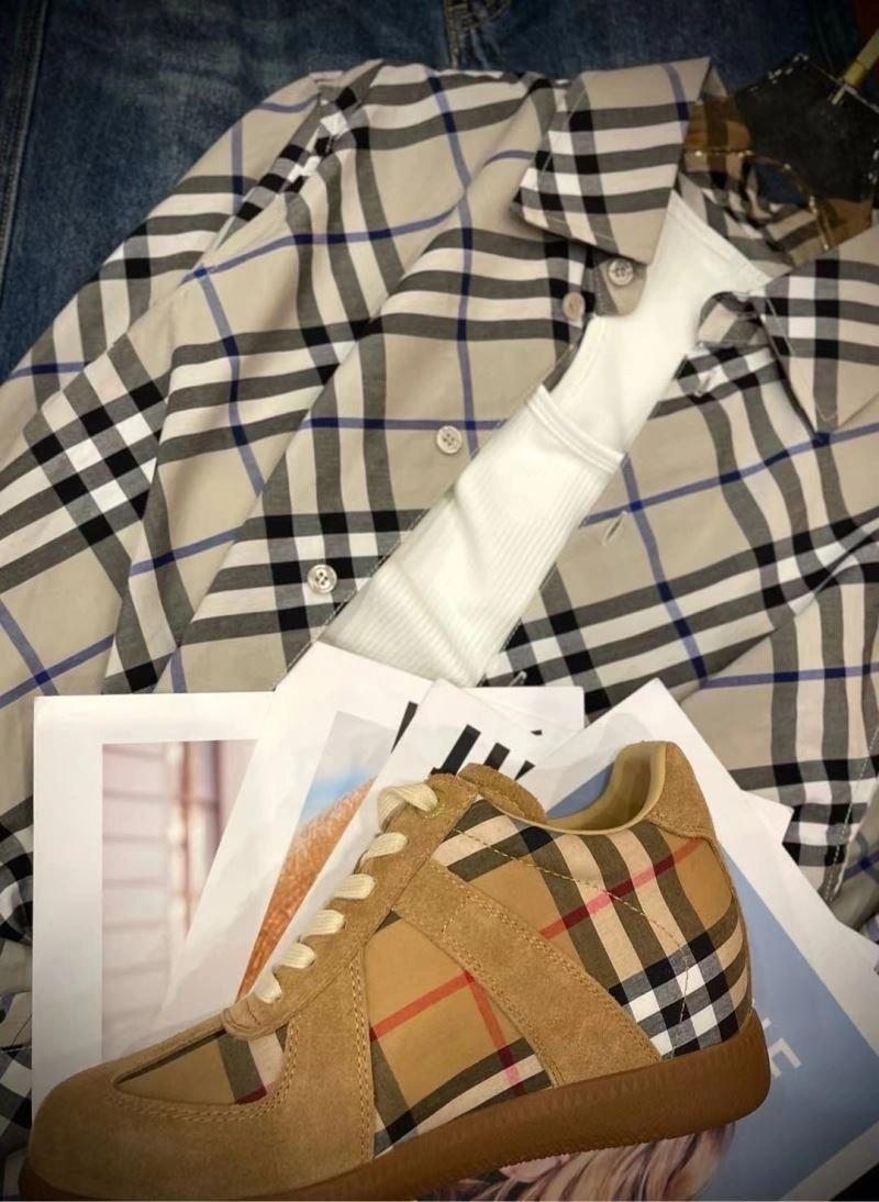 Unisex Burberry Shirts 103641