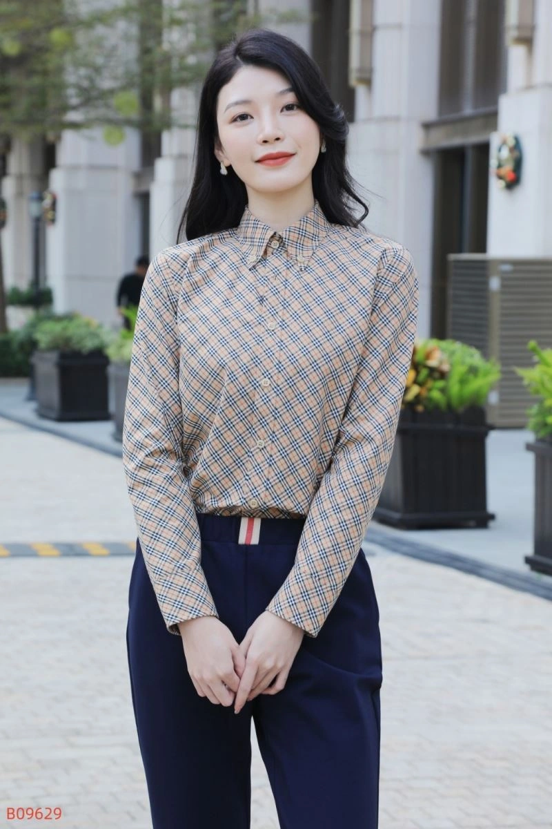 Sleek Burberry Shirts 103562