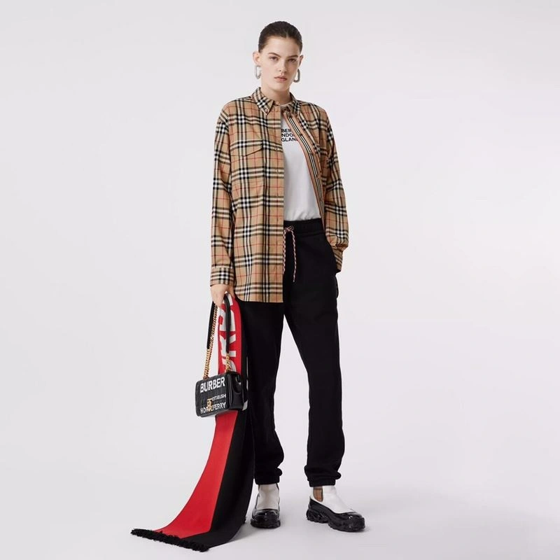 Minimalist Burberry Shirts 103559