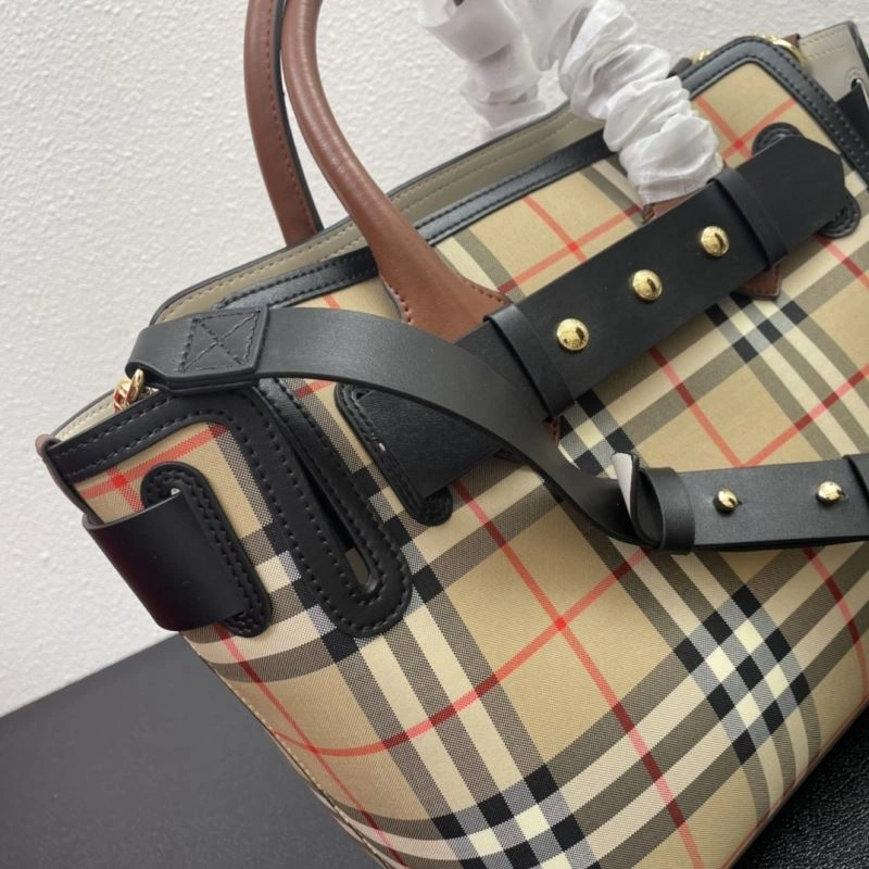 Refined Burberry Shopping Bags 84567