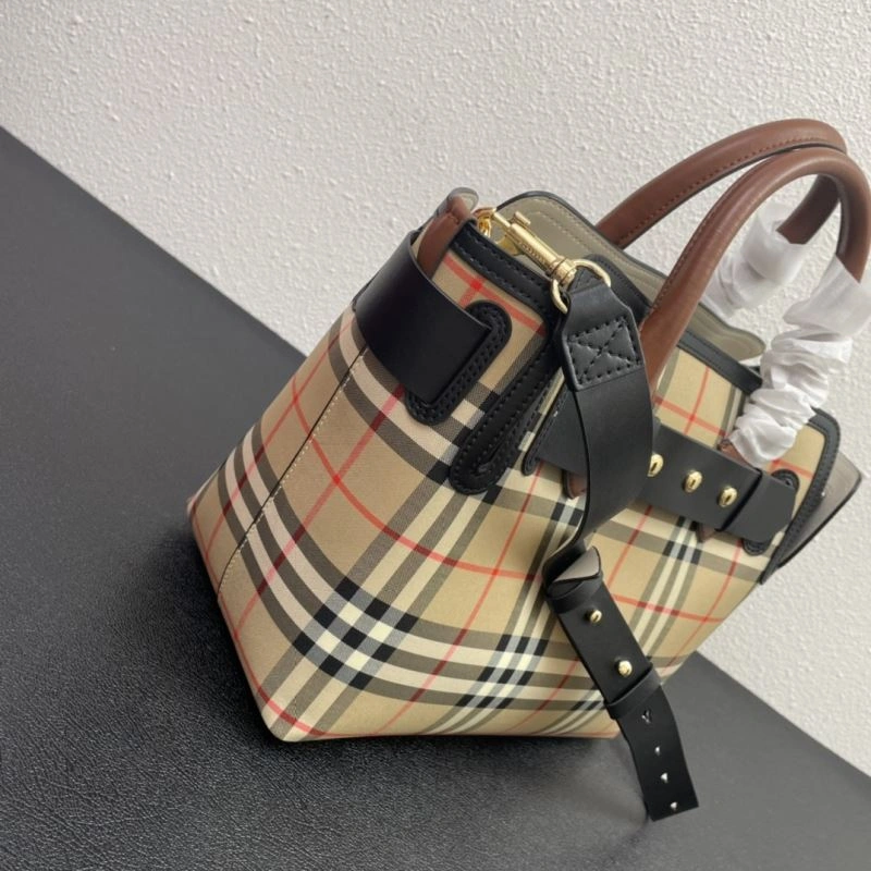 Refined Burberry Shopping Bags 84567