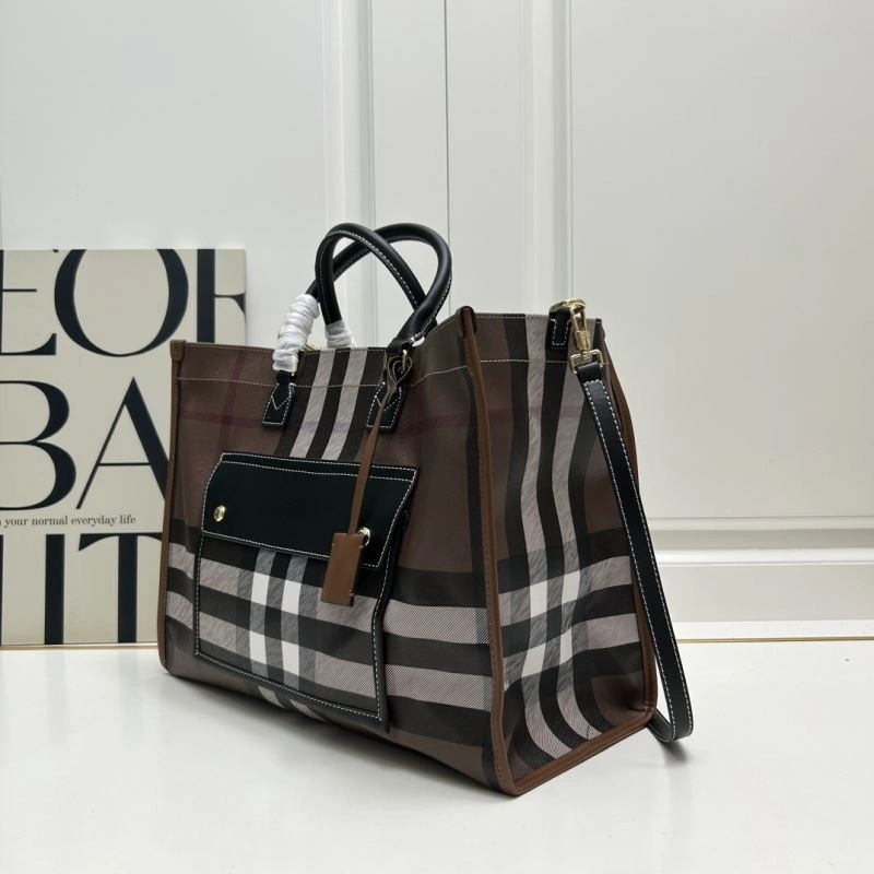 Burberry Shopping Bags Premium 84568