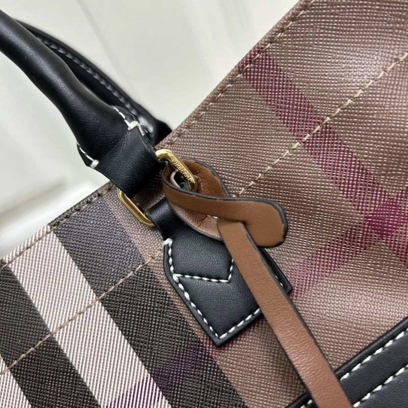 Burberry Shopping Bags Premium 84568