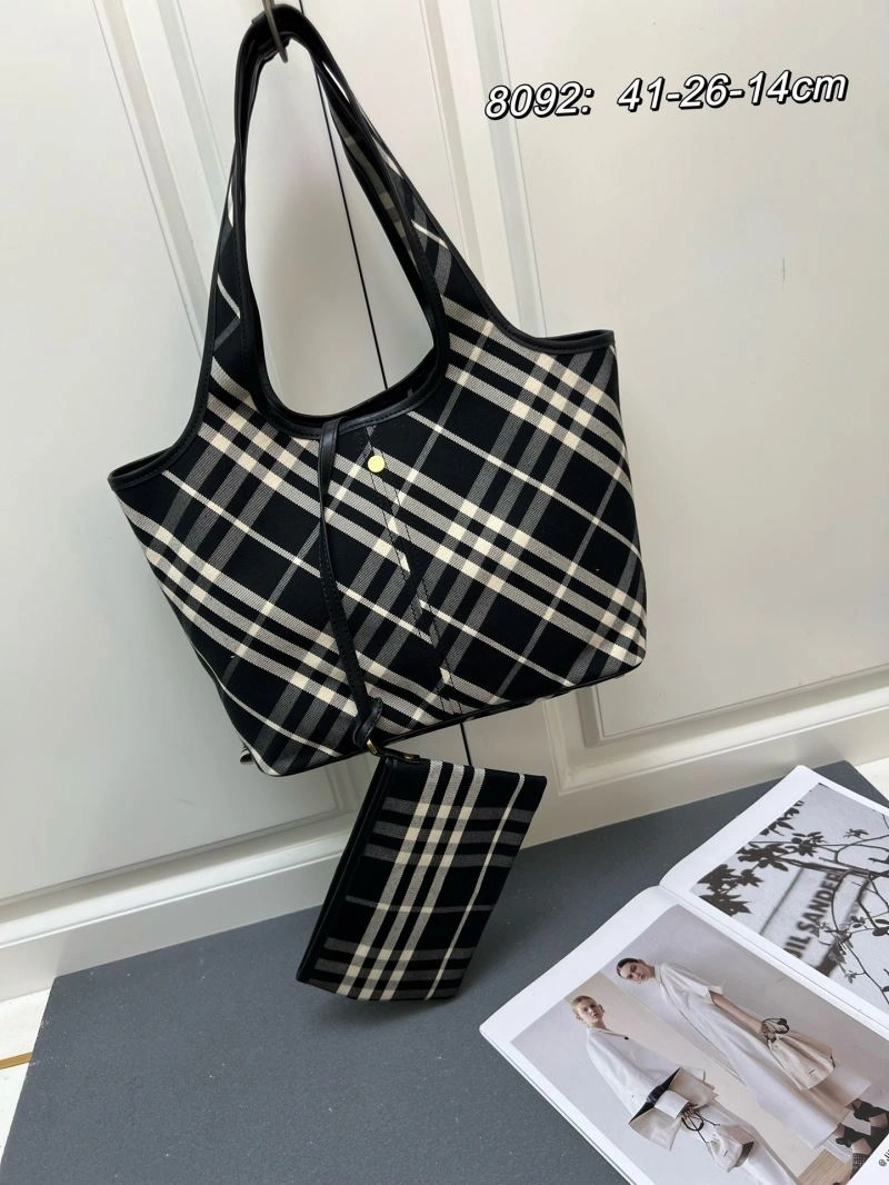 Burberry Shopping Bags Refined 84563