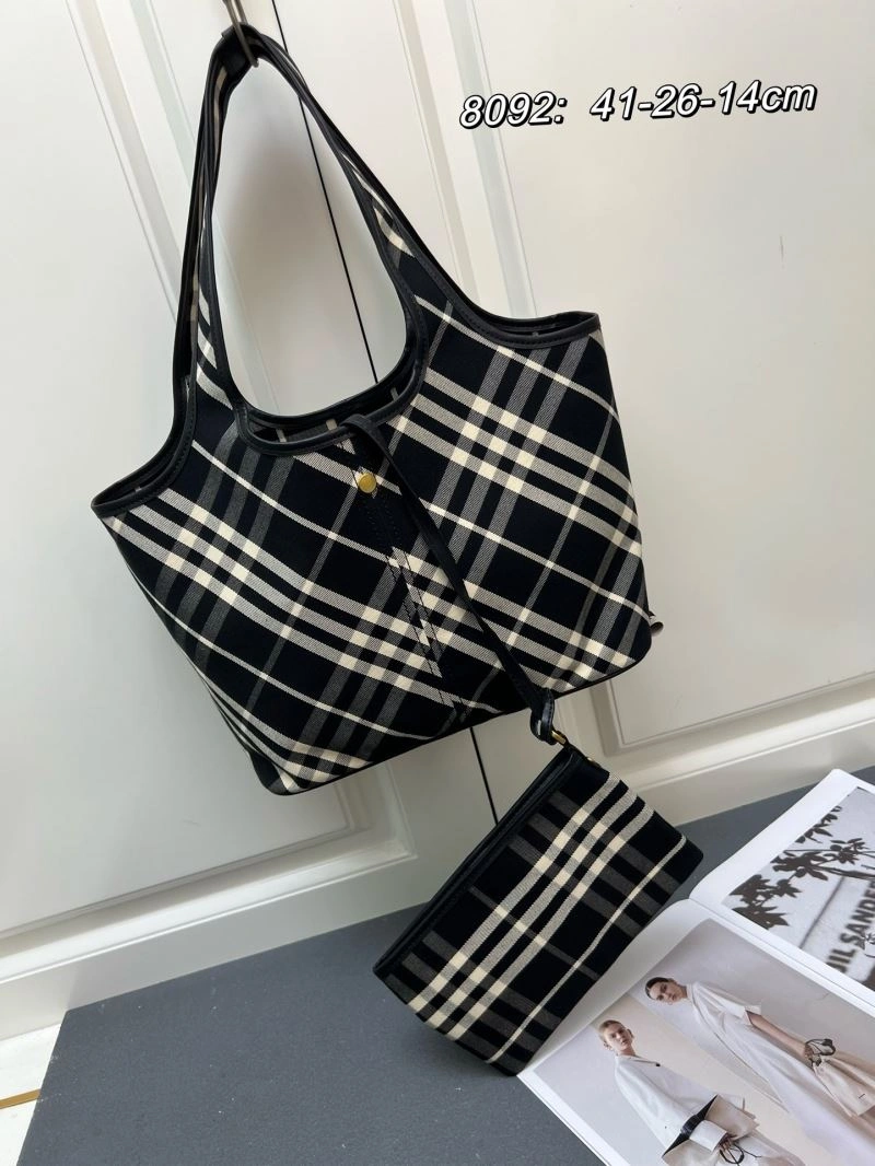 Burberry Shopping Bags Refined 84563